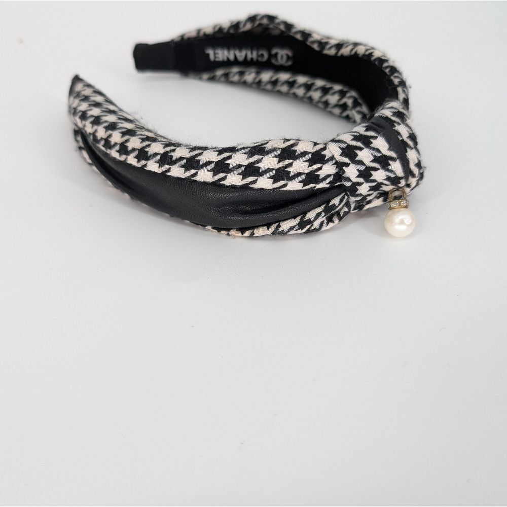 Chanel Headband - Picture 3 of 12